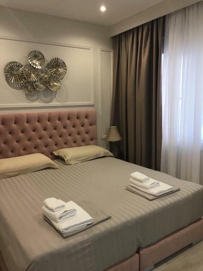 Onira Luxury Rooms Saranda Kültér fotó