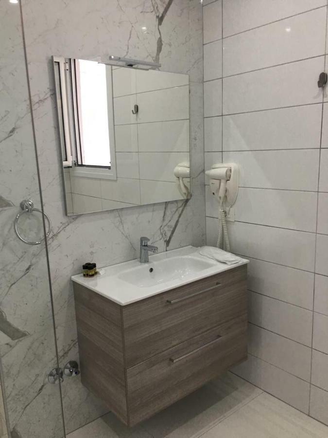 Onira Luxury Rooms Saranda Kültér fotó